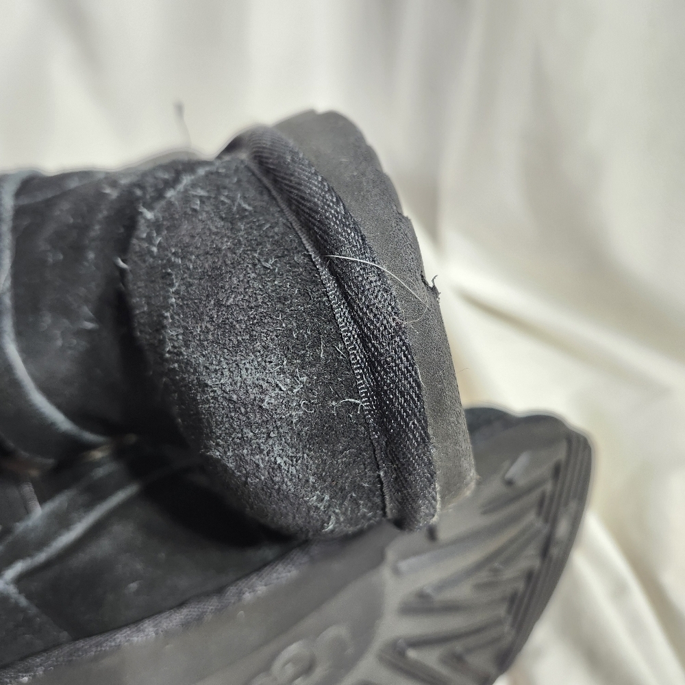 Ugg Maddi Black Leather Boots Size 2 - Picture 4 of 13